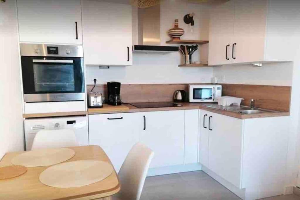 Maisonnette Pour 2 Personnes - Vue Mer - Plage A 100 Metres 普劳巴兹拉内克 外观 照片