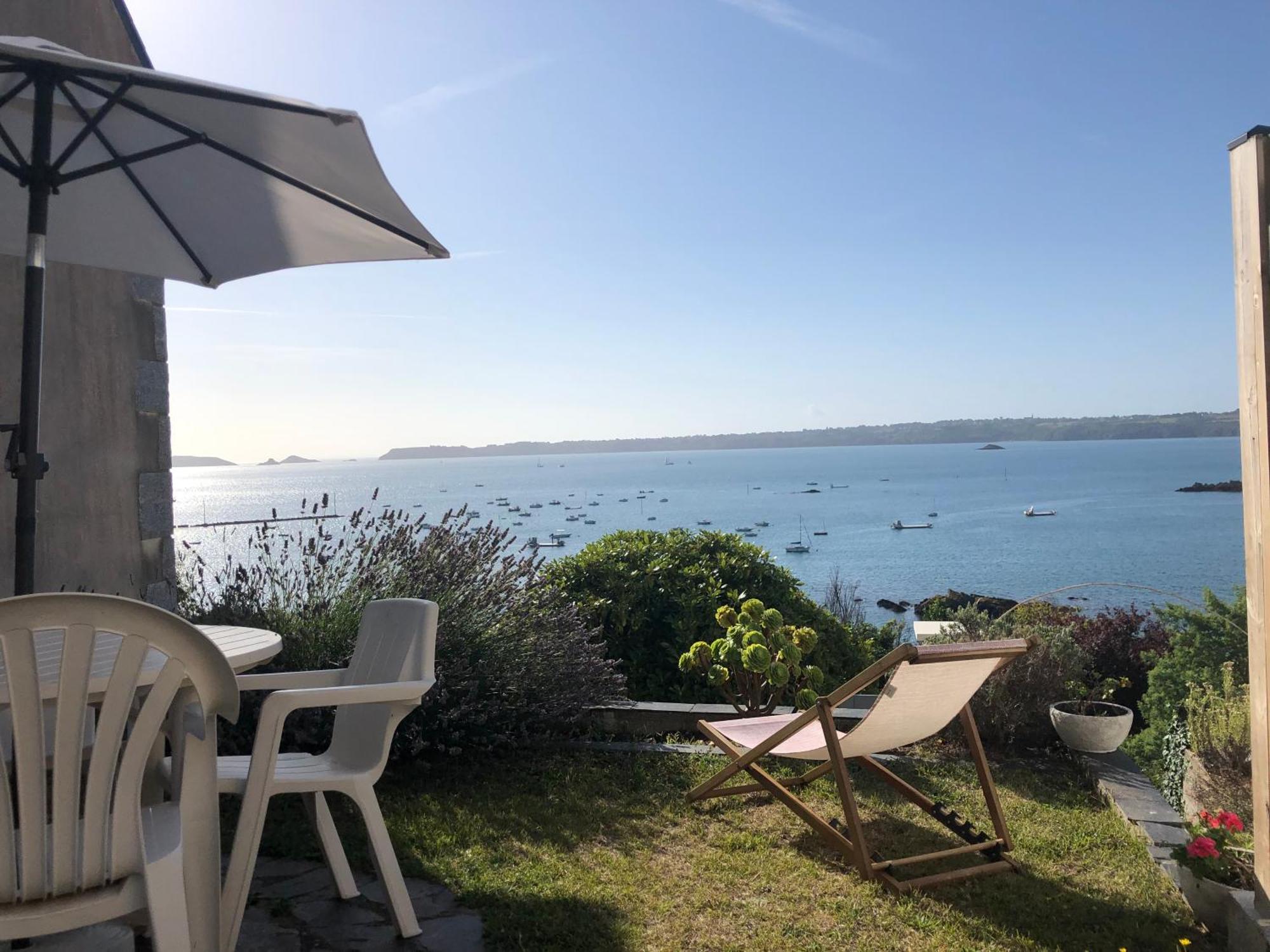 Maisonnette Pour 2 Personnes - Vue Mer - Plage A 100 Metres 普劳巴兹拉内克 外观 照片